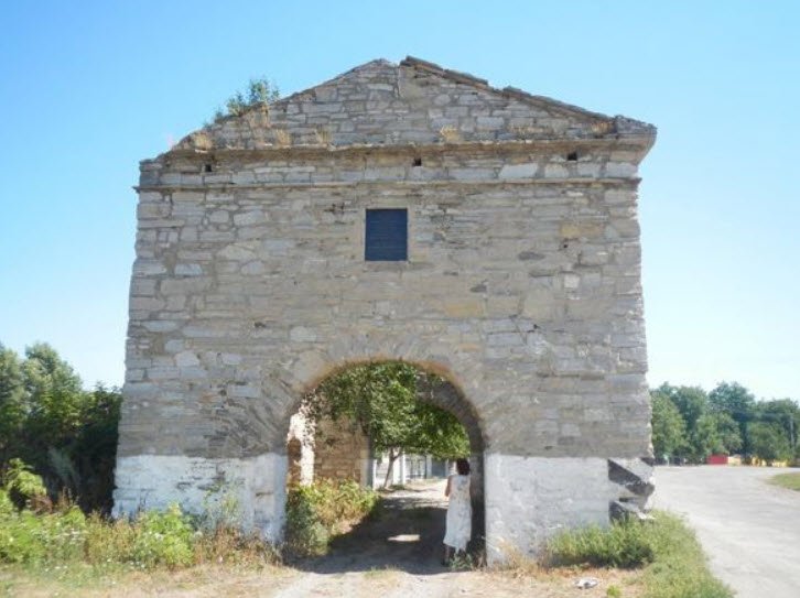 Fortetsya Svyatoyi Triytsi, Ukraine, Ukraine